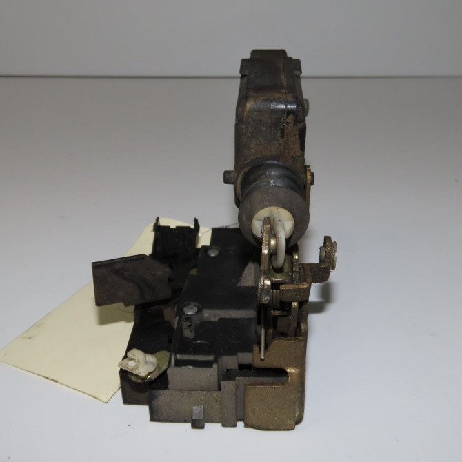 Serrure porte avg occasion RENAULT TWINGO I Phase 3 08-2000->06-2007 1.2i 7701058530 3