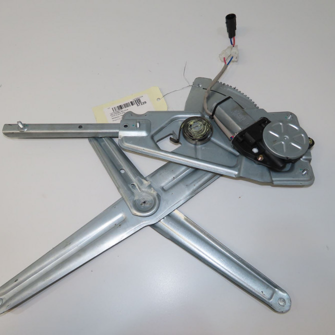 Mecanisme + moteur lève-glace avant droit occasion RENAULT TWINGO I Phase 3 08-2000->06-2007 1.2i 8200051780 3