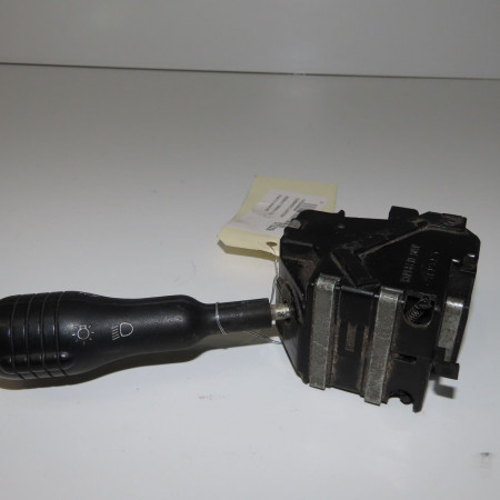 Commande clignotant occasion RENAULT TWINGO I Phase 3 08-2000->06-2007 1.2i 7701046629