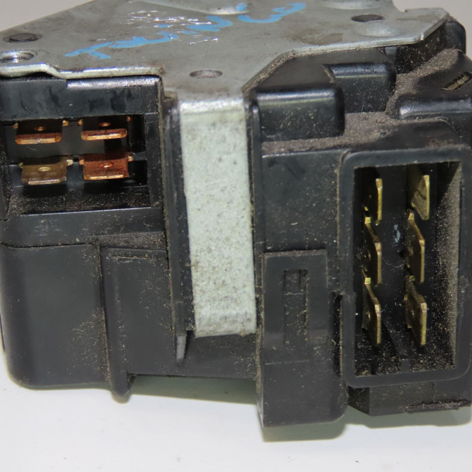 Commande clignotant occasion RENAULT TWINGO I Phase 3 08-2000->06-2007 1.2i 7701046629 3