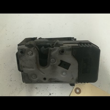 Serrure porte avd occasion NISSAN PRIMASTAR phase 1 08-2006->... 2.0 DCI 115ch 8050200QAC