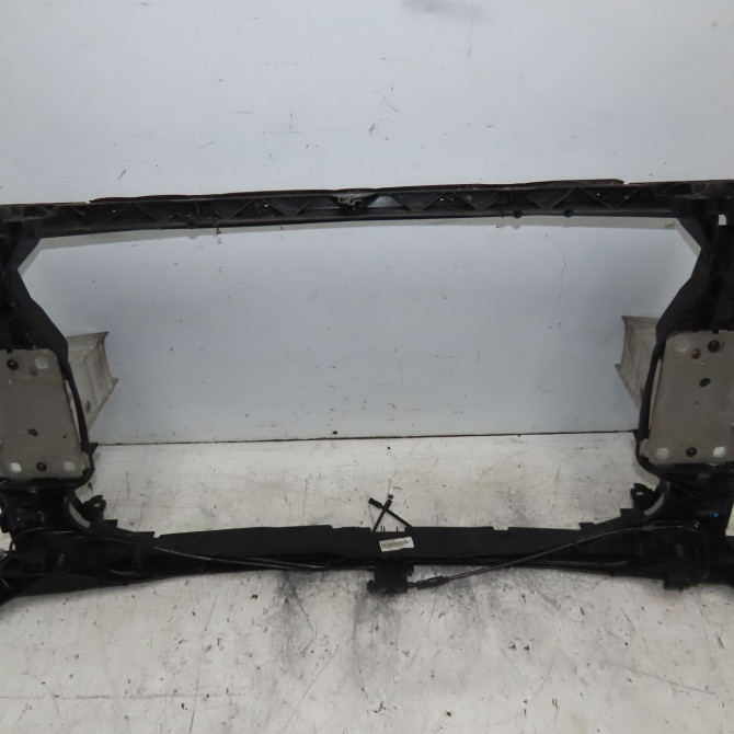 Face avant occasion  8W0805594E 2