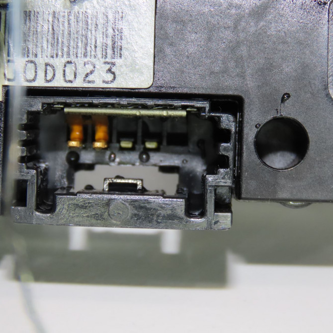 Bloc commodos occasion PEUGEOT 208 208 Phase 1 2012-03-01->2015-09-30 1.4 HDI 68ch 98081767ZD 4