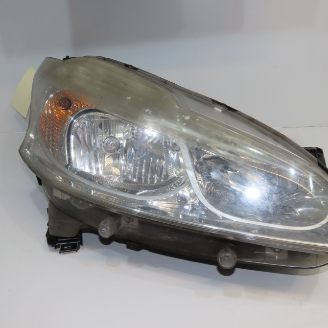 Phare droit occasion PEUGEOT 208 208 Phase 1 2012-03-01->2015-09-30 1.4 HDI 68ch 1685351480 1