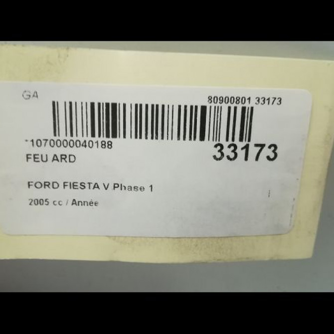 Feu arrière droit occasion FORD FIESTA V Phase 1 09-2002->10-2005 1324563 3