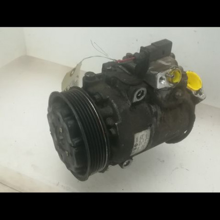 Compresseur air conditionne occasion VOLKSWAGEN POLO IV Phase 1 01-2002->05-2005 1.2 65ch 6R0820803F