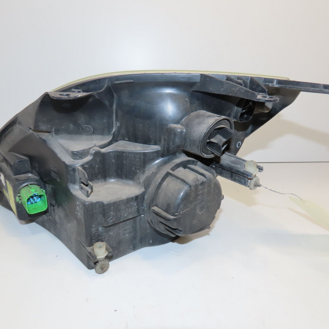 Phare droit occasion FORD FIESTA V Phase 1 09-2002->10-2005 1.4i 1320348 2