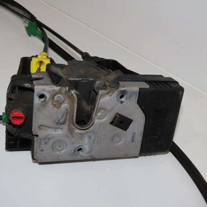 Serrure porte coulissante d occasion NISSAN PRIMASTAR phase 1 08-2006->... 2.0 DCI 115ch 8250300QAL 3