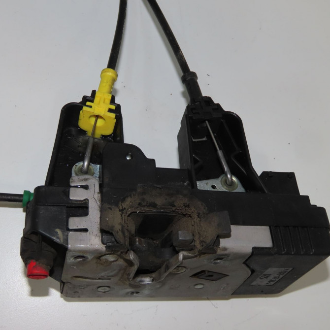 Serrure porte coulissante d occasion NISSAN PRIMASTAR phase 1 08-2006->... 2.0 DCI 115ch 8250300QAL 4