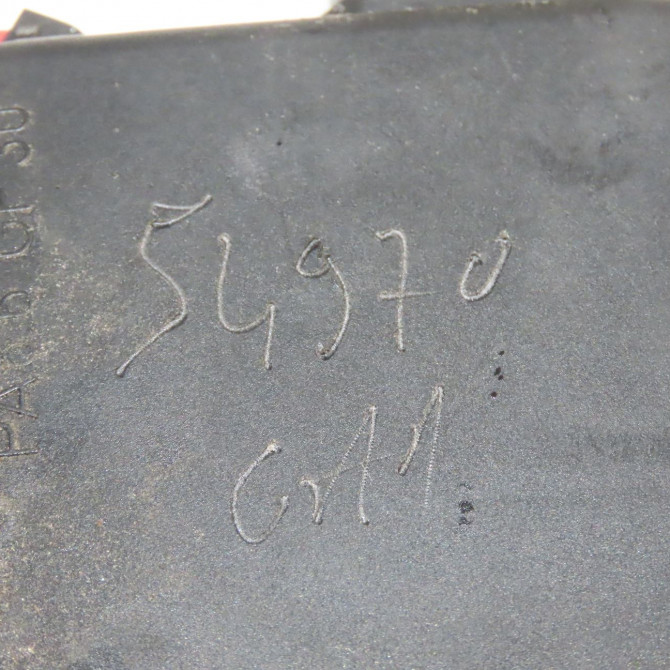 Serrure porte avg occasion VOLKSWAGEN GOLF IV GOLF IV Phase 1 1998-01-01->2005-06-30 1.6 16v 6X1837013H 7