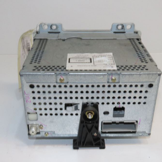 Autoradio occasion FORD FIESTA V Phase 1 09-2002->10-2005 1.6i 100ch 1361792 2