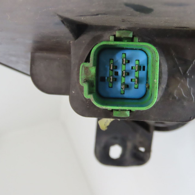 Phare droit occasion FORD FIESTA V Phase 1 09-2002->10-2005 1.6i 100ch 1320348 3