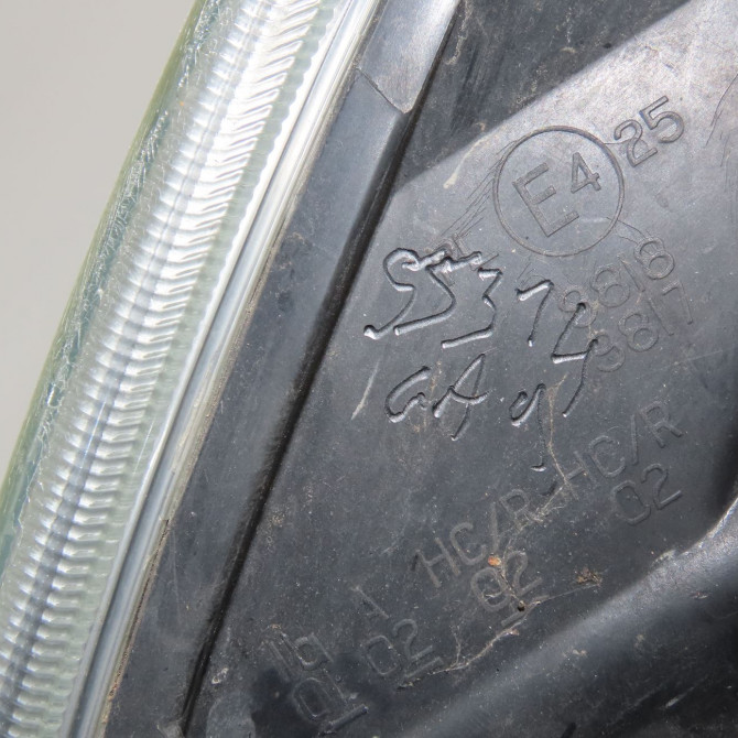 Phare droit occasion FORD FIESTA V Phase 1 09-2002->10-2005 1.6i 100ch 1320348 4