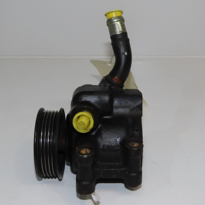 Pompe direction assistee occasion FORD FIESTA V Phase 1 09-2002->10-2005 1.6i 100ch 1426694 2