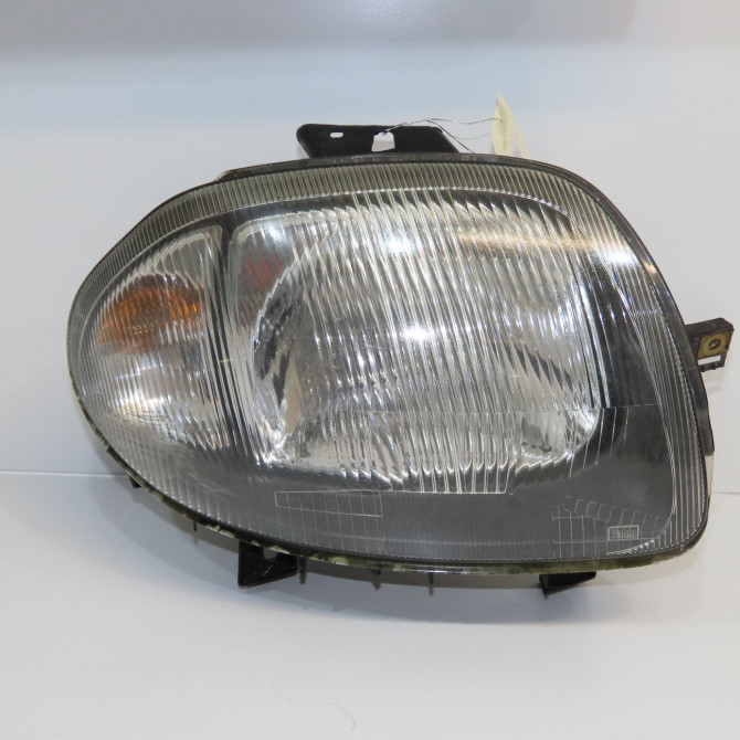 Phare droit occasion RENAULT CLIO II Phase 1 03-1998->06-2001 1.4i 8v 75ch 7701045169 1
