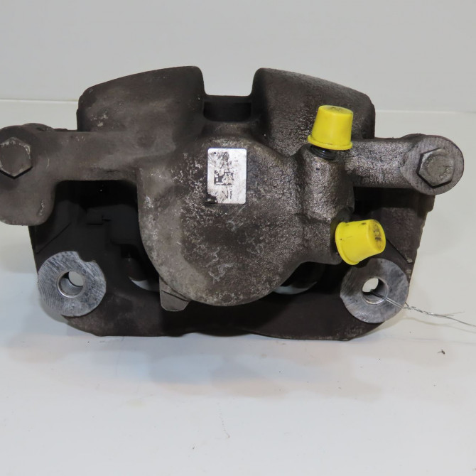 Etrier de frein avant droit occasion B.M.W. 4