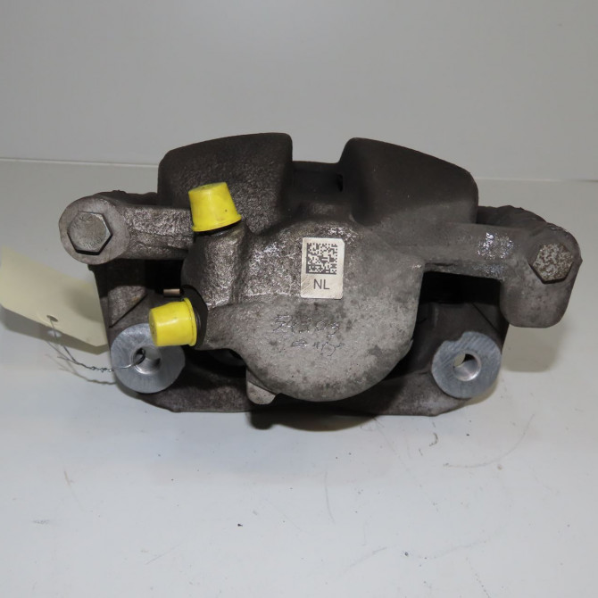 Etrier de frein avant gauche occasion B.M.W. 2