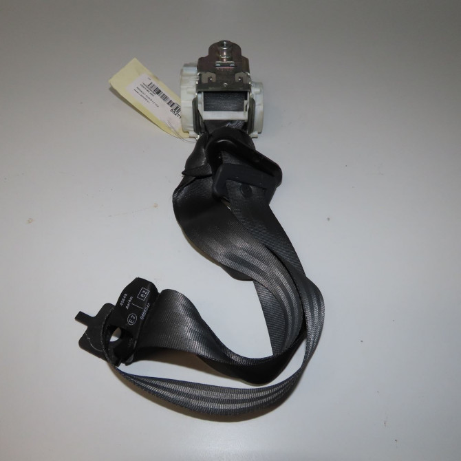 Ceinture arrière droite occasion  8200683953 1