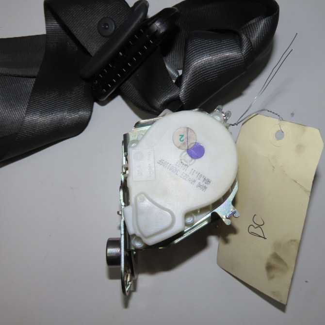 Ceinture arrière droite occasion  8200683953 4