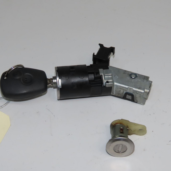 Kit serrures + antivol occasion DACIA SANDERO II Phase 1 10-2012->... 0.9 TCE 90ch 1