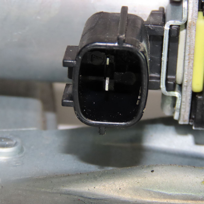 Mecanisme+moteur leve-glace avg occasion DACIA SANDERO II Phase 1 10-2012->... 0.9 TCE 90ch 807218735R 4