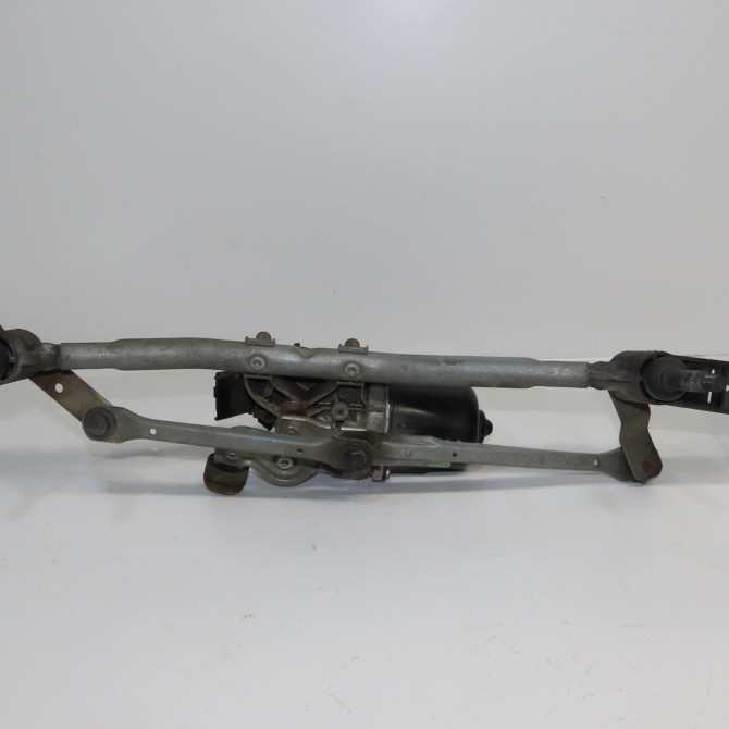 Moteur essuie-glace avant occasion RENAULT CLIO III Phase 2 03-2009->12-2014 7701061590 2