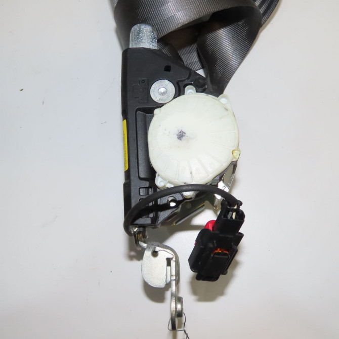 Ceinture avant gauche occasion RENAULT CLIO III Phase 2 03-2009->12-2014 8200838229 4