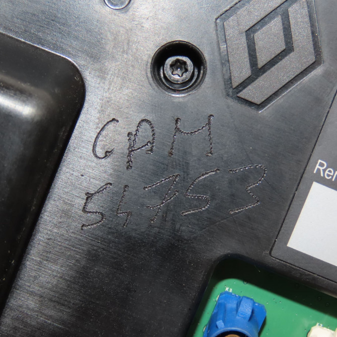 Autoradio occasion RENAULT CLIO III Phase 2 03-2009->12-2014 1.5 DCI 90ch 281159884R 8