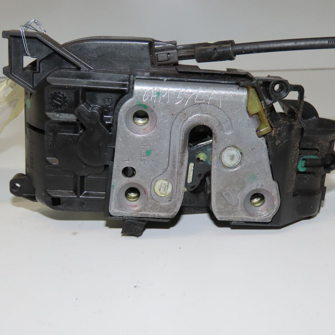 Serrure porte avg occasion  8200300123 3