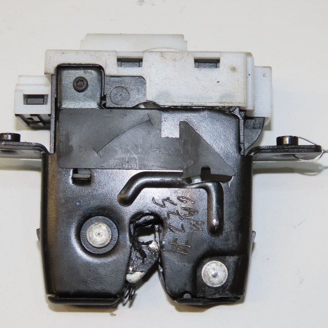 Serrure hayon occasion  8200948107 3