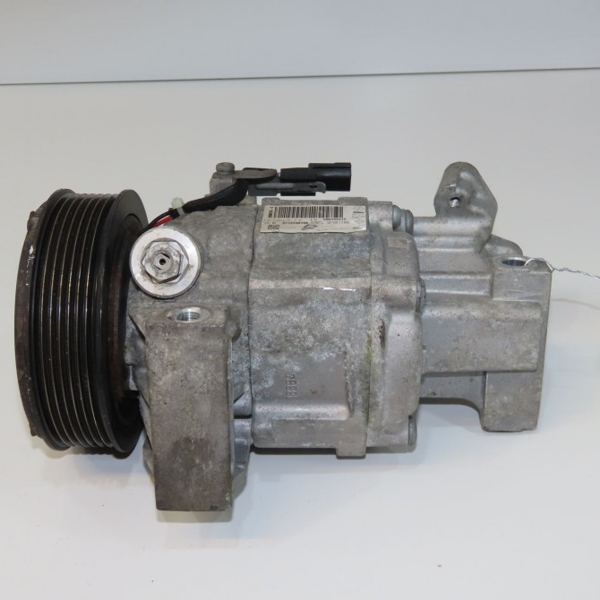 Compresseur air conditionne occasion DACIA SANDERO II Phase 1 10-2012->... 0.9 TCE 90ch 926008116R 2