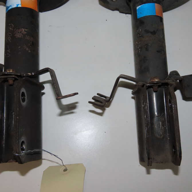 Amortisseur avant droit occasion DACIA SANDERO II Phase 1 10-2012->... 0.9 TCE 90ch 543023022R 4