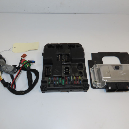 Calculateur moteur occasion PEUGEOT 307 Phase 1 SW 03-2002->07-2004 1.6i 110ch 194062