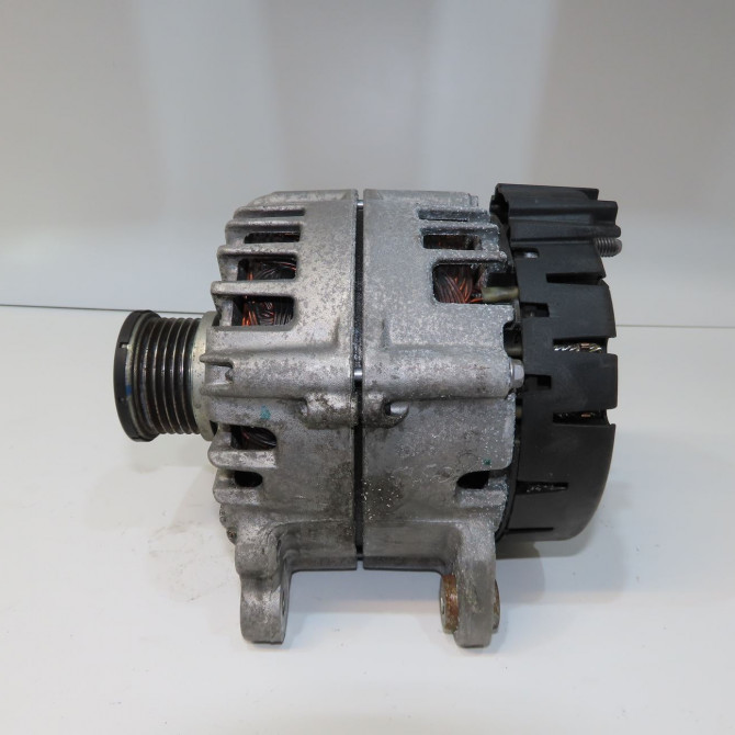 Alternateur occasion  4L903024A 3