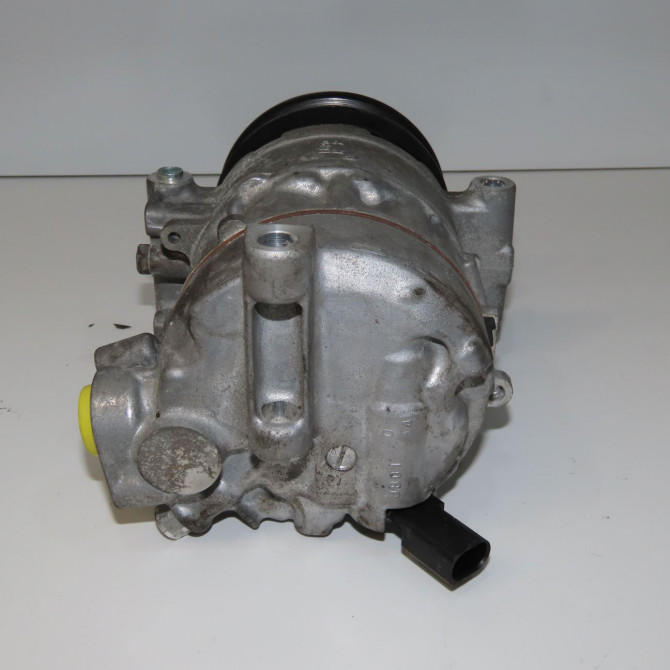 Compresseur air conditionne occasion  4M0820803 3