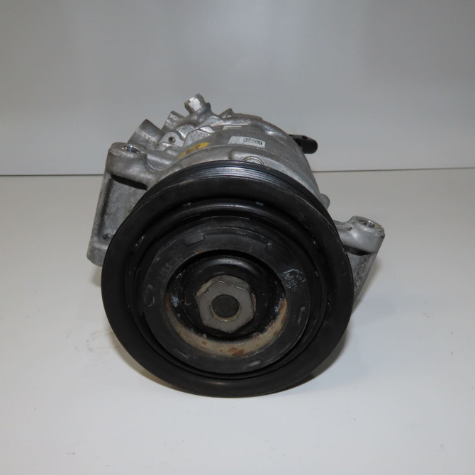 Compresseur air conditionne occasion  4M0820803 4