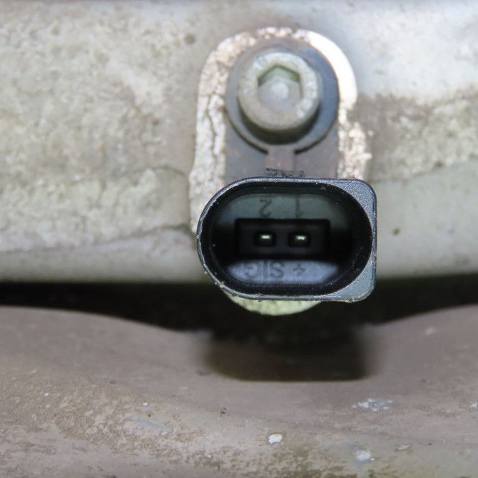 Moyeu avd occasion  8W0407613 3