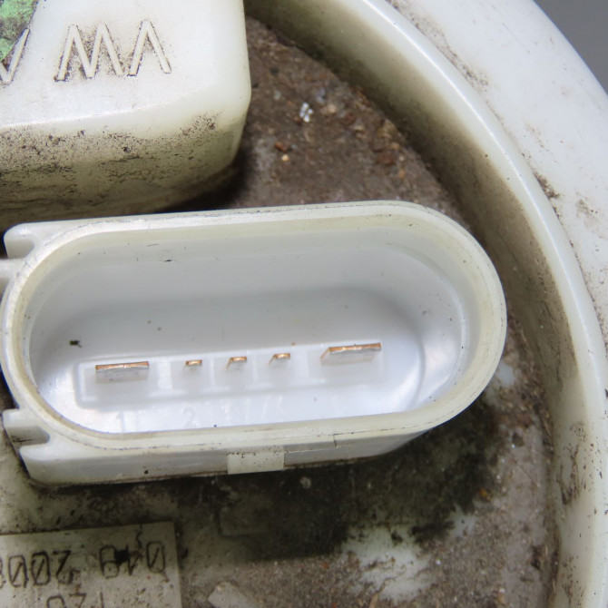 Pompe à carburant électrique occasion AUDI TT II Phase 1 09-2006->04-2010 6