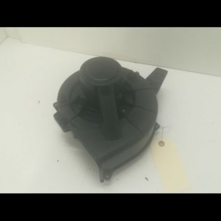 Ventilateur de chauffage occasion VOLKSWAGEN POLO IV Phase 1 01-2002->05-2005 1.9 SDI 6R1819015A
