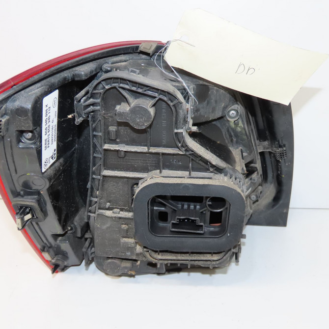 Feu arrière droit occasion VOLKSWAGEN POLO V Phase 2 02-2014->... 1.4 TDI 75ch 6C0945096K 2