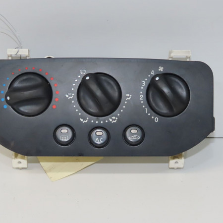 Commande de chauffage occasion RENAULT CLIO II Phase 1 03-1998->06-2001 1.6 7701051263