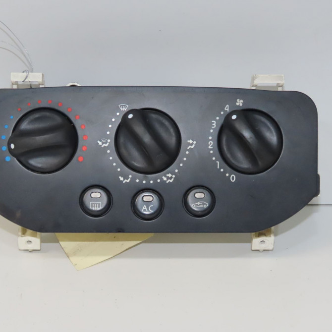 Commande de chauffage occasion RENAULT CLIO II Phase 1 03-1998->06-2001 1.6 7701051263 1