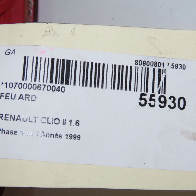 Feu arrière droit occasion RENAULT CLIO II Phase 1 03-1998->06-2001 1.6 8200917487 5