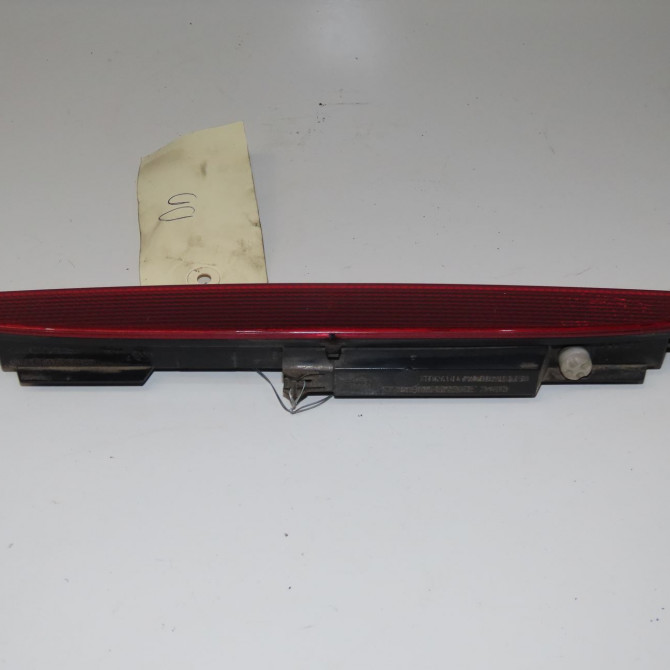Feux stop supplementaire occasion RENAULT CLIO II Phase 1 03-1998->06-2001 1.6 7700844706 2