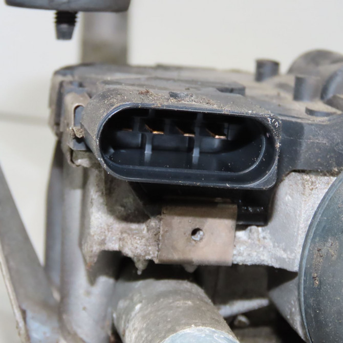 Moteur essuie-glace avant occasion VOLKSWAGEN TOURAN I Phase 2 11-2006->09-2010 1.9 TDI 105ch 2K1955119D 4