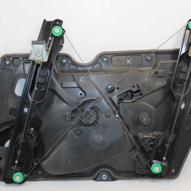 Mecanisme+moteur leve-glace avg occasion VOLKSWAGEN GOLF VI Phase 1 10-2008->04-2013 2.0 TDI 110ch 5K0837461D 2