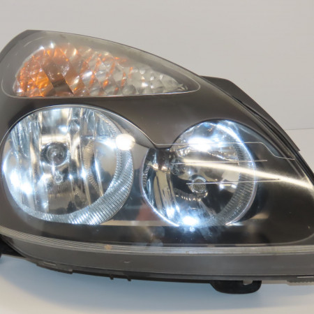 Phare droit occasion RENAULT CLIO CAMPUS II Phase 2 07-2009->12-2012 1.2i 60ch 260102027R
