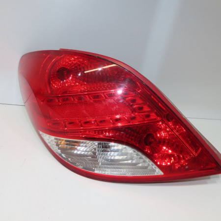 Feu arrière gauche occasion PEUGEOT 207 Phase 1 04-2006->06-2013 1.4i 75ch 6350HQ