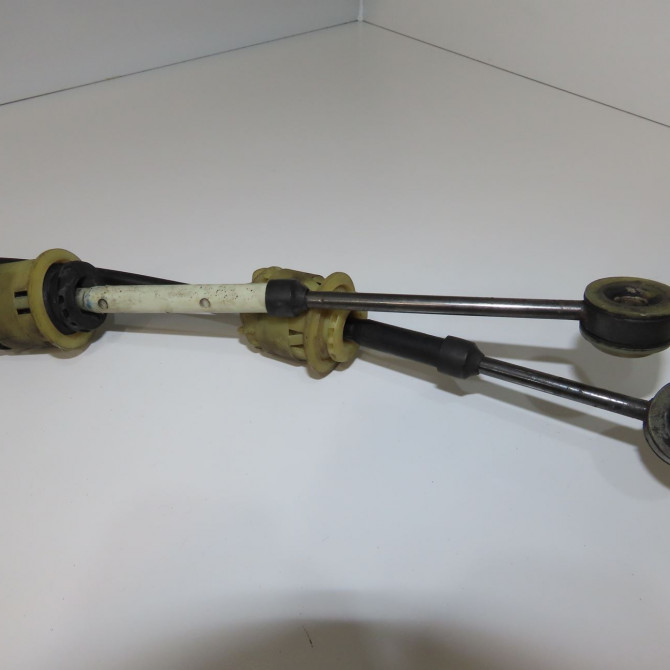 Tringlerie boite occasion PEUGEOT 207 Phase 1 04-2006->06-2013 1.4i 75ch 2444CX 3