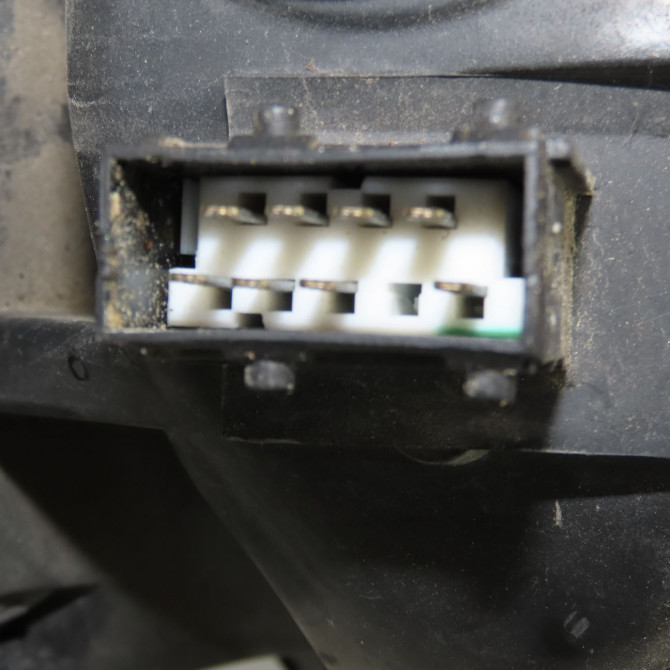 Phare gauche occasion CITROEN C2 Phase 1 09-2003->10-2008 1.4i 620870 3